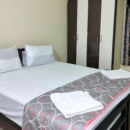 טירופאטי Sannidhi Service Apartments מראה חיצוני תמונה