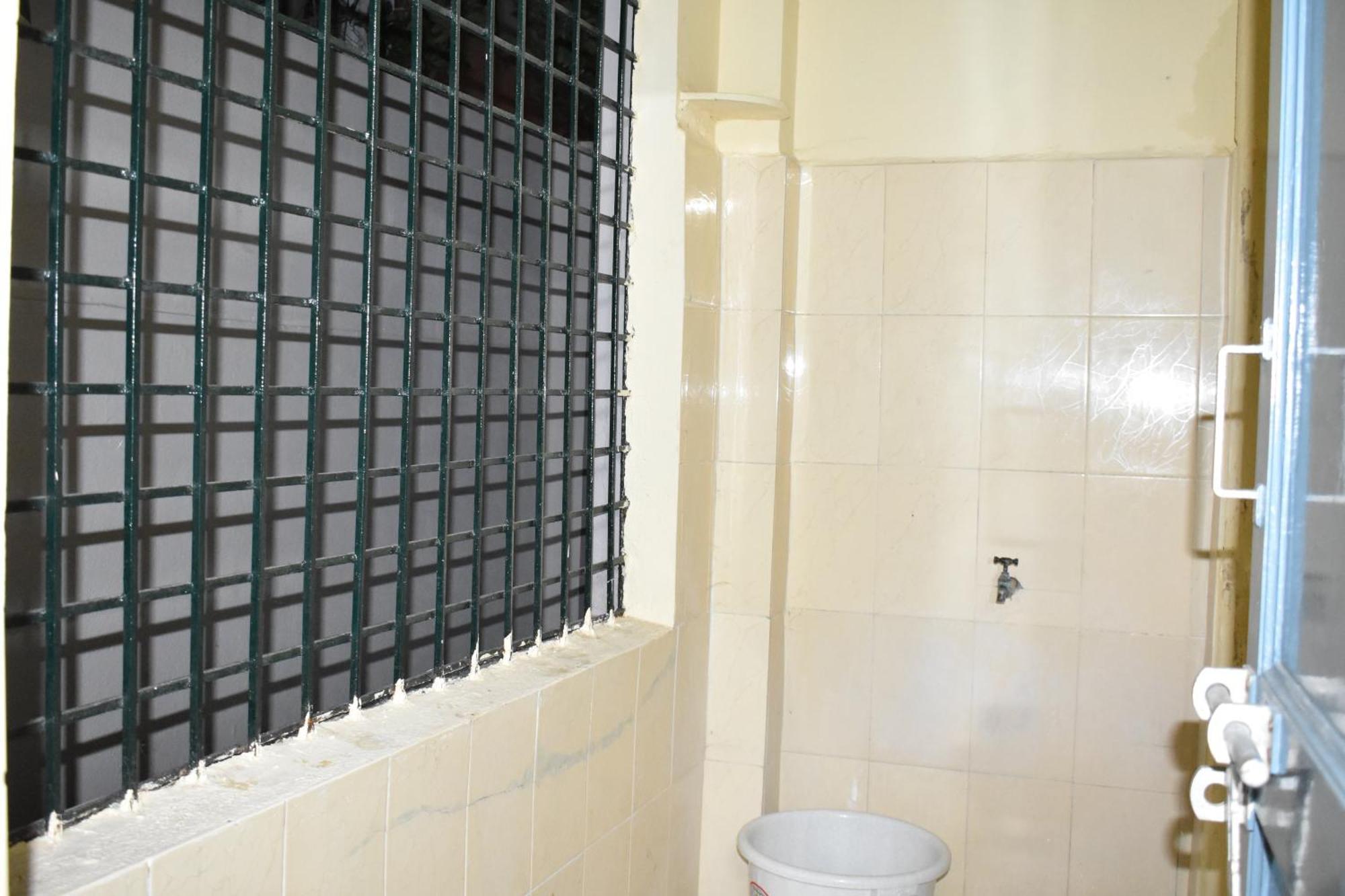 טירופאטי Sannidhi Service Apartments מראה חיצוני תמונה