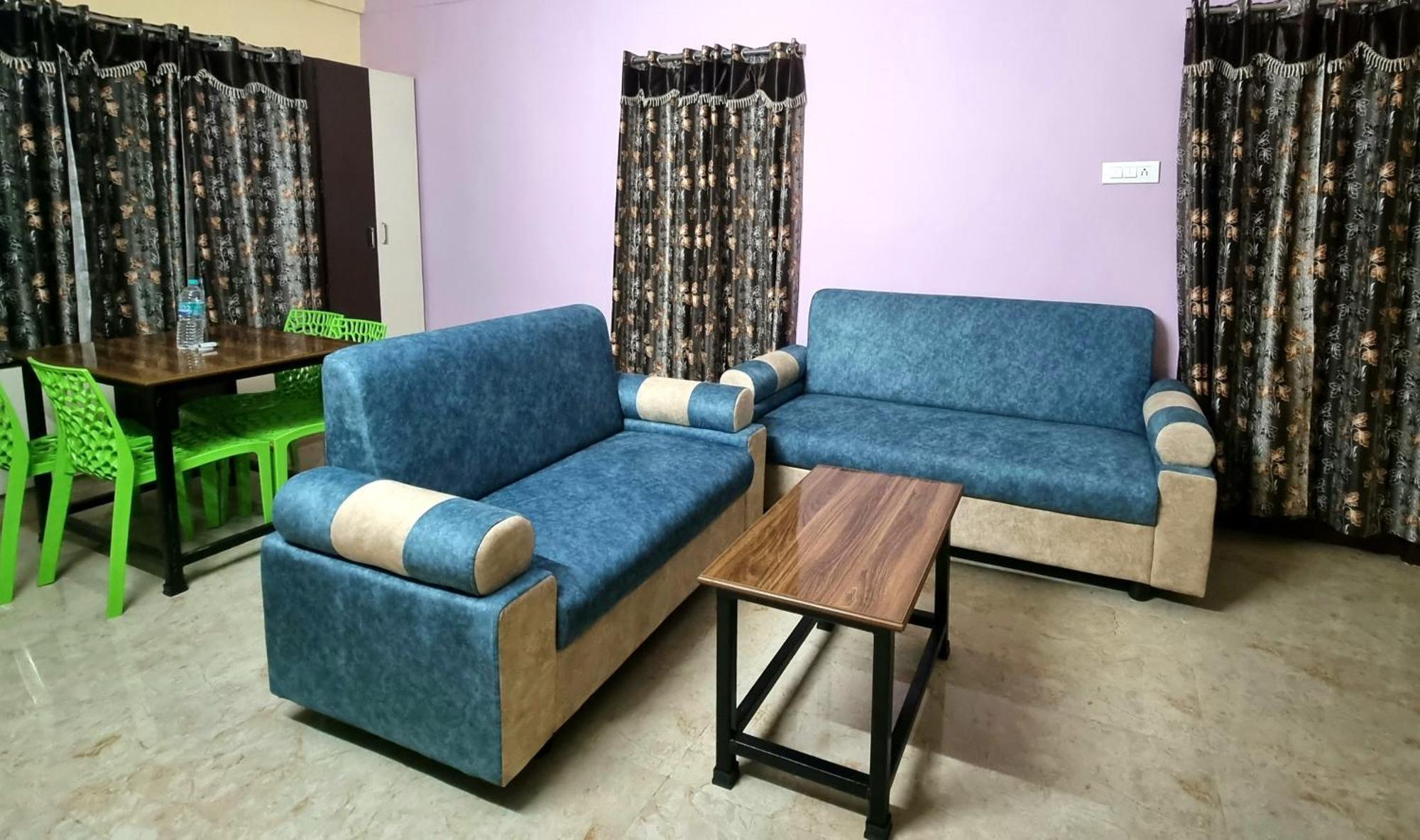 טירופאטי Sannidhi Service Apartments מראה חיצוני תמונה