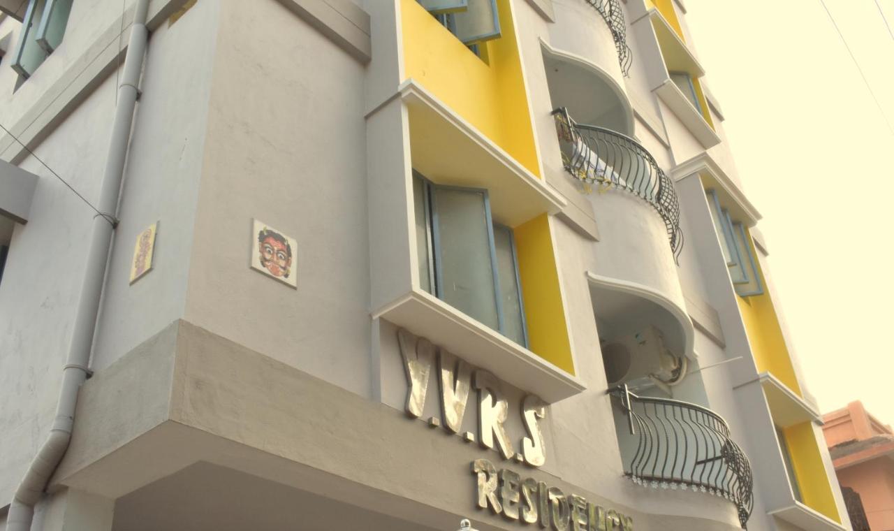 טירופאטי Sannidhi Service Apartments מראה חיצוני תמונה