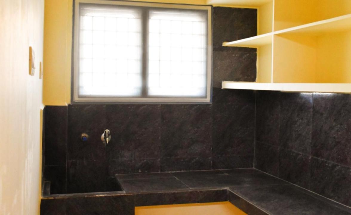 טירופאטי Sannidhi Service Apartments מראה חיצוני תמונה